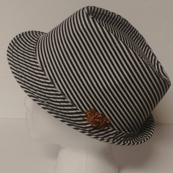 UNISEX Stripped Fedora - Picture 3 of 10